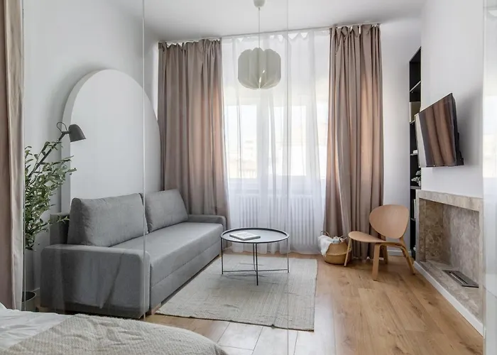 Old Town - Quiet 1br * Bukurešť